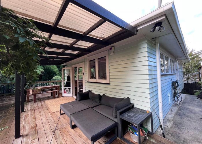 at 1/17A Eastglen Road, Glen Eden, Auckland