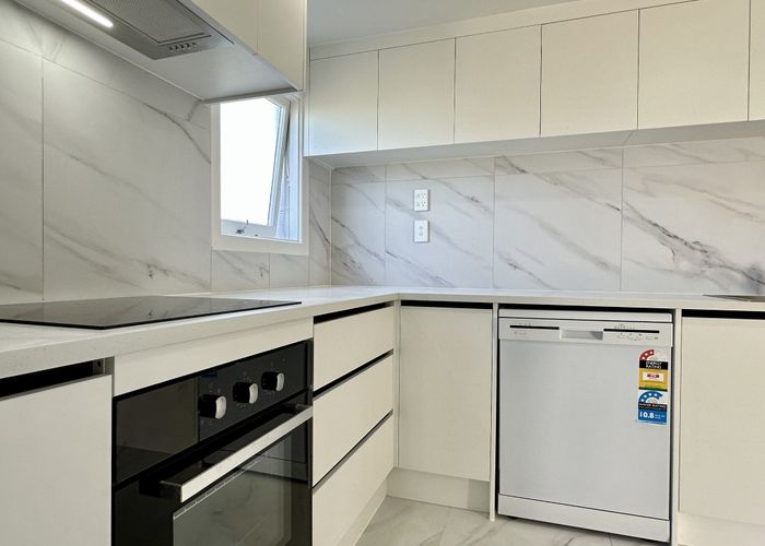  at 1-14 Graham Bell Ave, Mount Roskill, Auckland City, Auckland