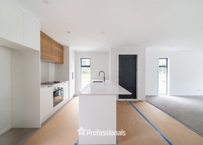  at 994-996 Taita Drive, Taita, Lower Hutt, Wellington