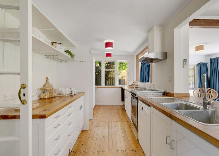  at 126 Dimock Street, Titahi Bay, Porirua