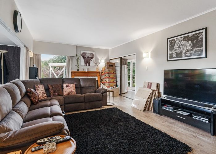  at 16 Eatwell Avenue, Paraparaumu Beach, Paraparaumu