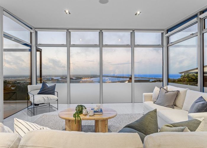  at 132 Glenstrae Road, Redcliffs, Christchurch