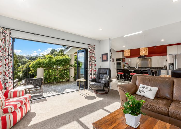  at 52 Walter Road, Lowry Bay, Eastbourne, Lower Hutt, Wellington