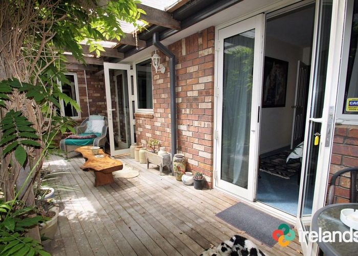  at 1 Majestic Lane, Cashmere, Christchurch City, Canterbury