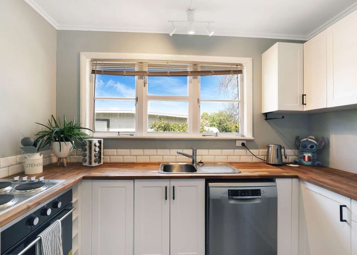  at 43 Lewis Avenue, Aramoho, Whanganui, Manawatu / Whanganui