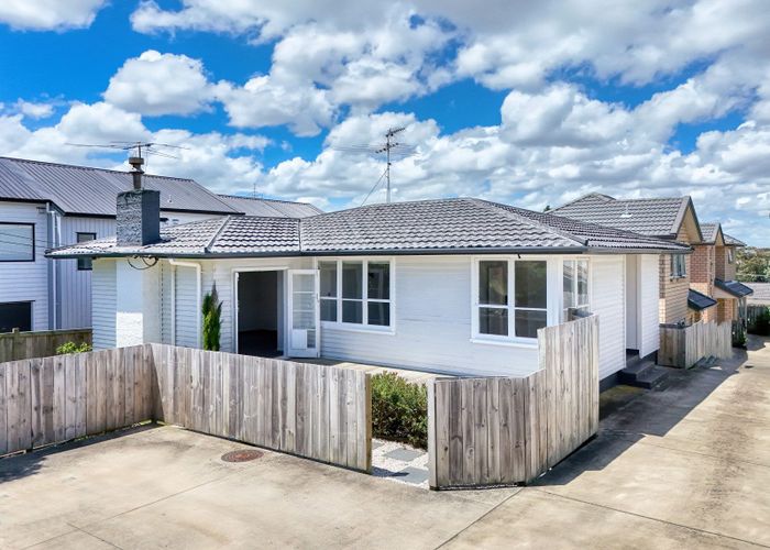  at 6 Kotahi Road, Mount Wellington, Auckland City, Auckland