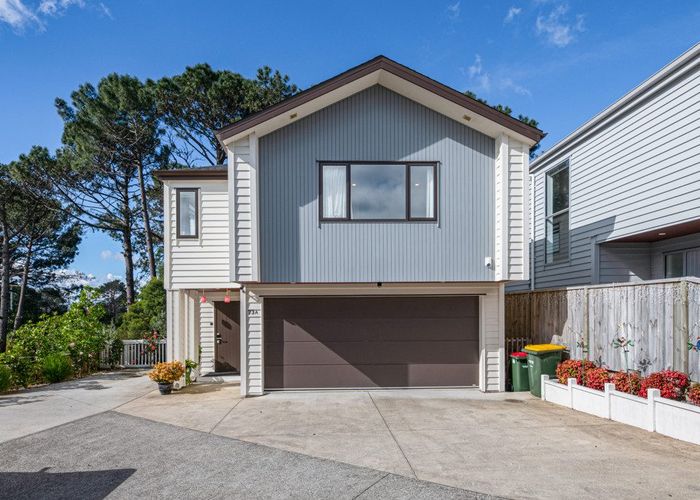  at 73a Granville Drive, Massey, Waitakere City, Auckland