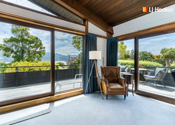  at 4 Barling Street, Macandrew Bay, Dunedin