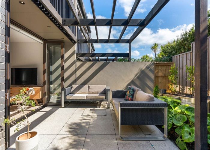  at 16/32 Dudley Road, Mission Bay, Auckland