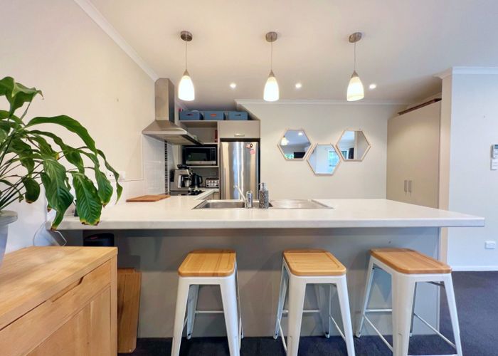  at 1/42 Charlemont Street, Whitiora, Hamilton