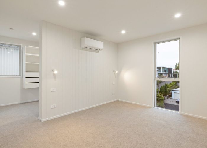  at 2/2 Woodstock Road, Fairfield, Hamilton, Waikato