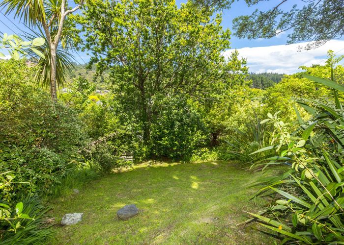 For sale 21B Field Street, Silverstream, Upper Hutt, Wellington