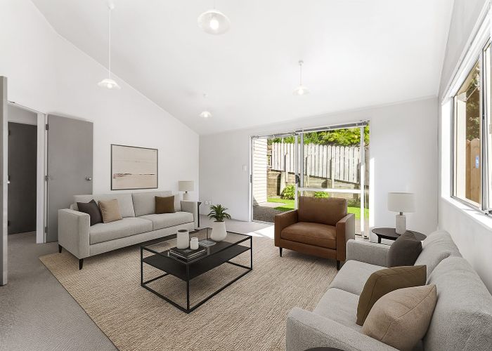  at 2/372 Whangaparaoa Road, Stanmore Bay, Rodney, Auckland