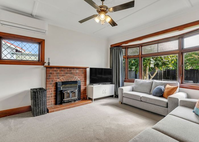  at 38 Palmer Crescent, Silverstream, Upper Hutt