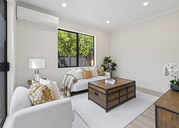  at 8D Andrew Road, Howick, Manukau City, Auckland