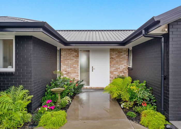  at 19 Trevor Mcmiken Drive, Patumahoe, Franklin, Auckland