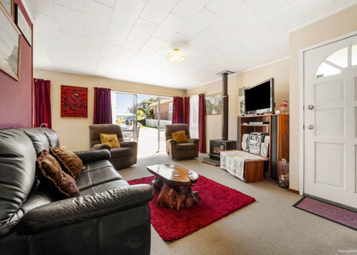  at 1/63 Routley Drive, Glen Eden, Waitakere City, Auckland