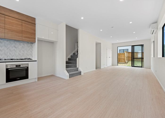  at 16F Sheridan Drive, New Lynn, Waitakere City, Auckland