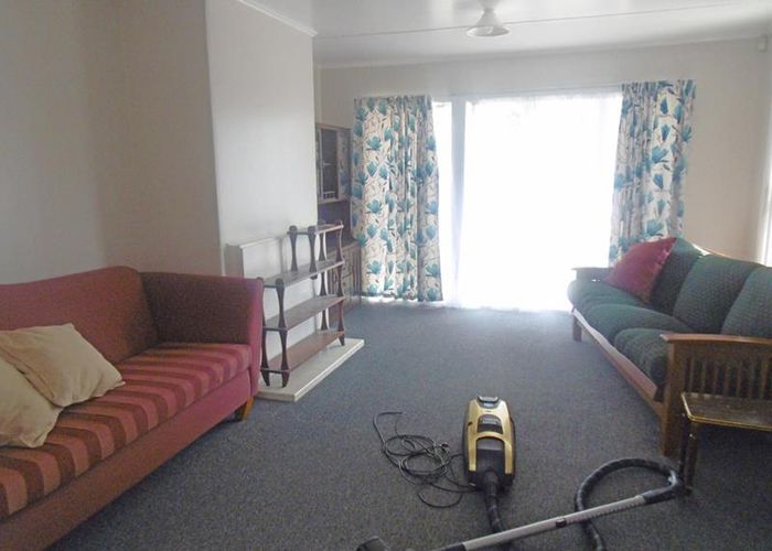  at 6 Amuri Place, Otara, Auckland