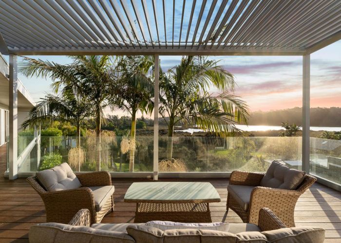  at 21 Schopolo Place, Schnapper Rock, North Shore City, Auckland