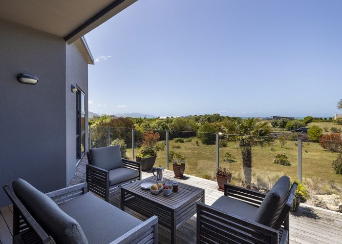  at 22 Edgewater Place, Blenheim