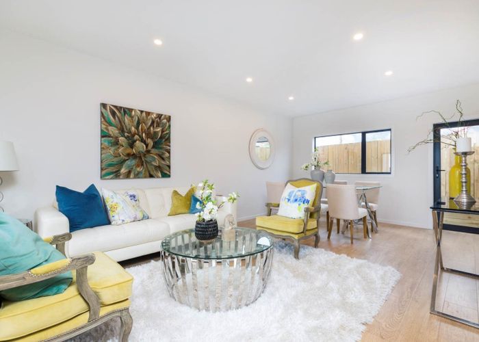 at 14 Korama Lane, New Lynn, Waitakere City, Auckland
