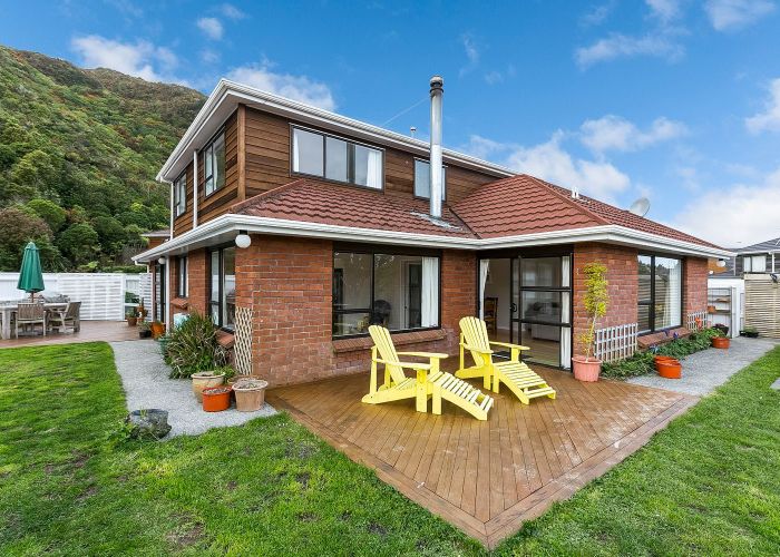  at 61 Satara Crescent, Khandallah, Wellington, Wellington