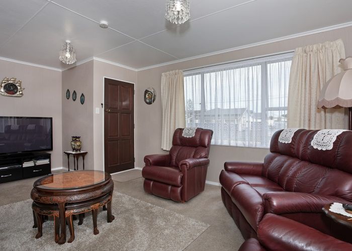  at 18 Russell Street, Feilding, Feilding