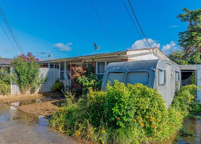  at 1/8 Westward Ho, Glen Eden, Auckland