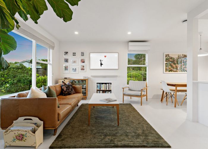  at 40 Fairclough Road, Beach Haven, Auckland