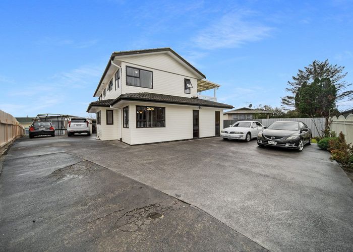  at 24 Wickman Way, Mangere East, Auckland