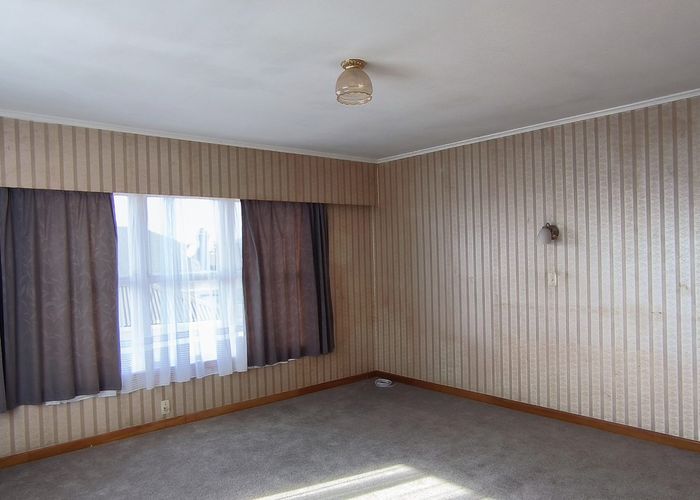  at 65a Uxbridge Rd, Mellons Bay, Manukau City, Auckland