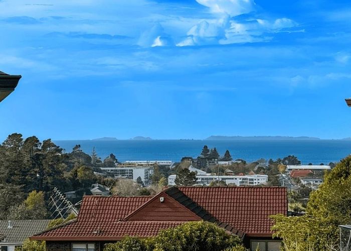  at 1B Robin Lane, Browns Bay, North Shore City, Auckland