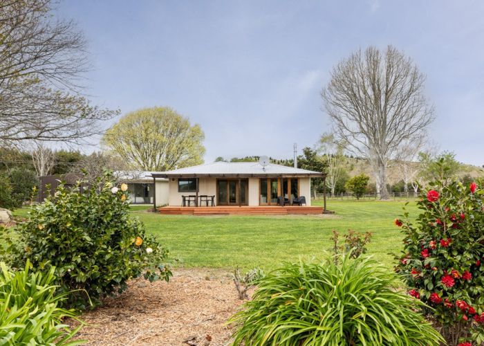  at 361 Swamp Road, Fernhill, Napier