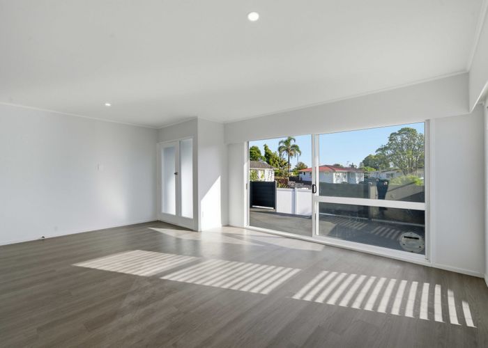  at 14 Burlington Place, Manurewa, Manukau City, Auckland