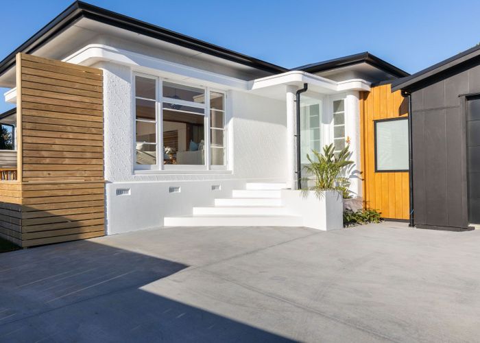  at 5 Strandon Place, Strandon, New Plymouth