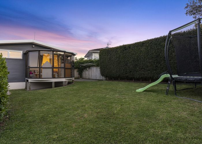  at 21 Sunvue Road, Glen Eden, Auckland