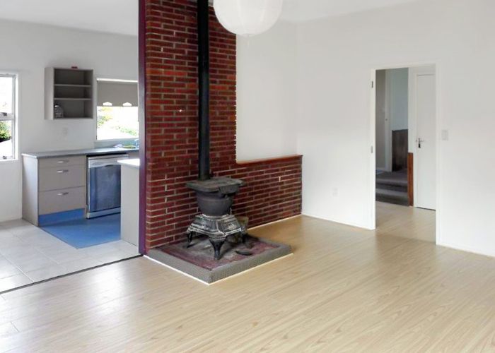  at 25 Fitzherbert Avenue, West Harbour, Waitakere City, Auckland