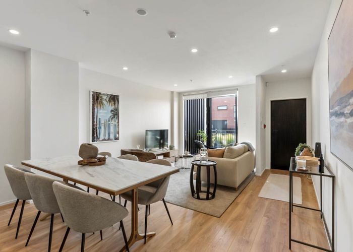  at 5/18 Karengo Street, Long Bay, North Shore City, Auckland