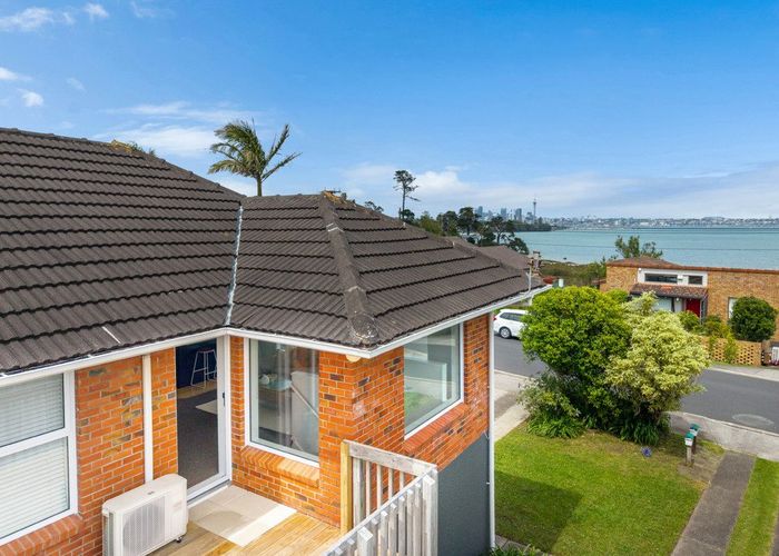  at 1/27 Walter Street, Hauraki, North Shore City, Auckland