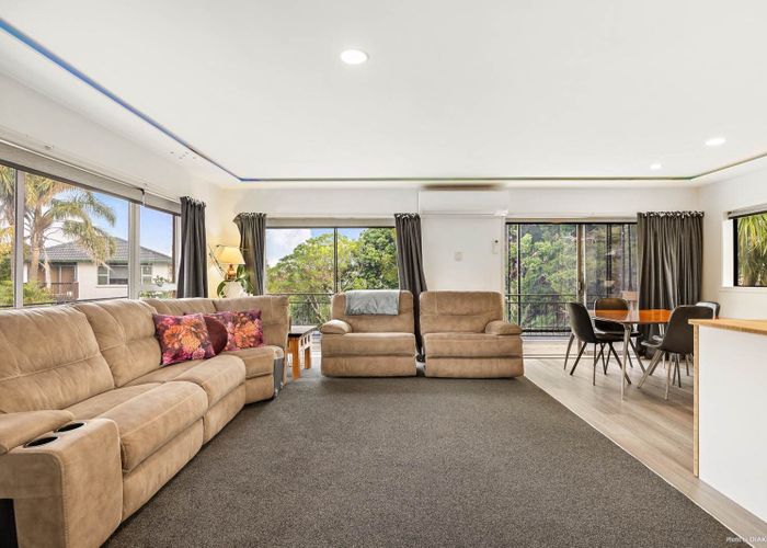  at 18 Florence Daly Place, Mount Roskill, Auckland