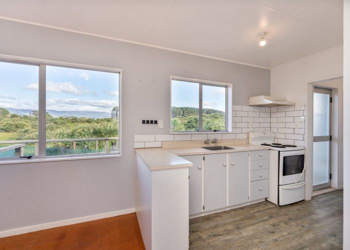  at 13 Simcox Street, Otaki Beach, Otaki