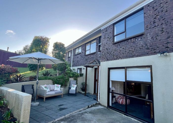  at 32 Rapallo Place, Farm Cove, Manukau City, Auckland