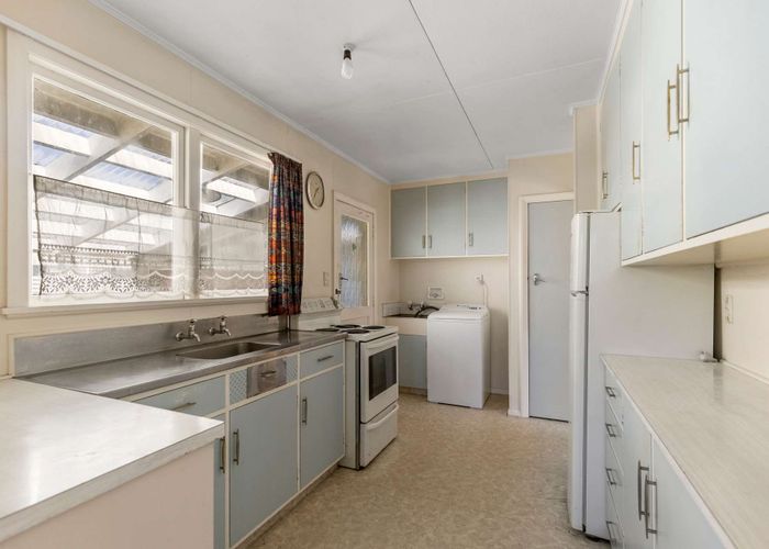  at 1/10 Waikare Street, Tāhunanui, Nelson
