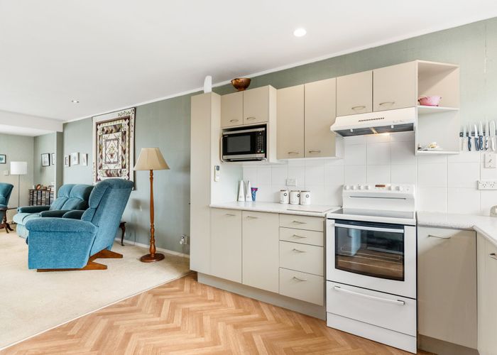  at 2/14B Penney Avenue, Mount Roskill, Auckland