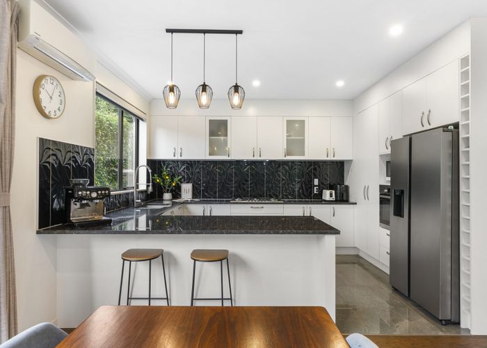  at 39B Rodney Street, Howick, Manukau City, Auckland