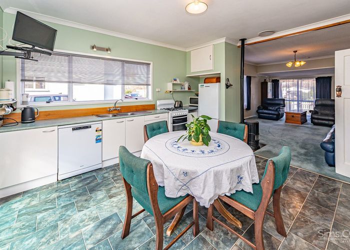  at 36 Stewart Street, Aramoho, Whanganui, Manawatu / Whanganui