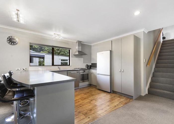  at 6 Park Avenue, Putaruru