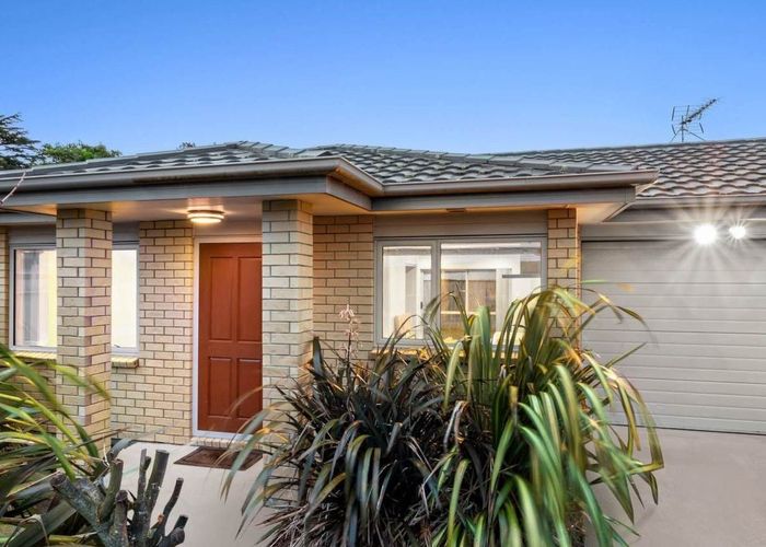  at 6/68 Fonteyn Street, Avondale, Auckland