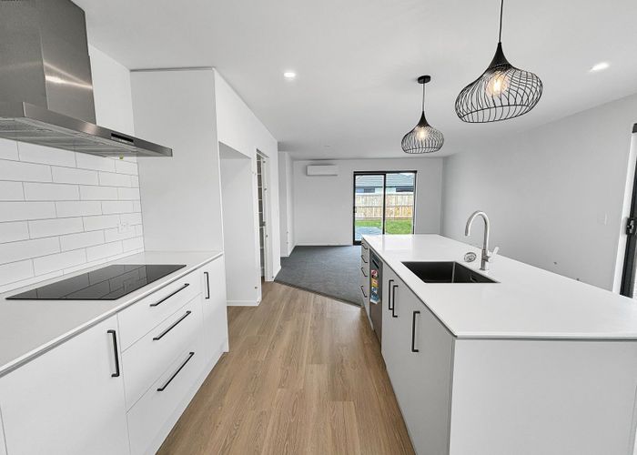  at 10 Songpa Street, Halswell, Christchurch City, Canterbury